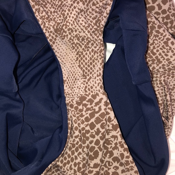 Acacia Venezuela one piece - Picture 4 of 5